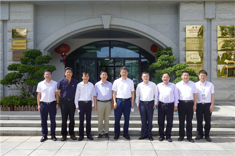 1764080037170231.jpg 科技部副部长张雨东在福建调研疫情防控科研攻关工作 2.jpg